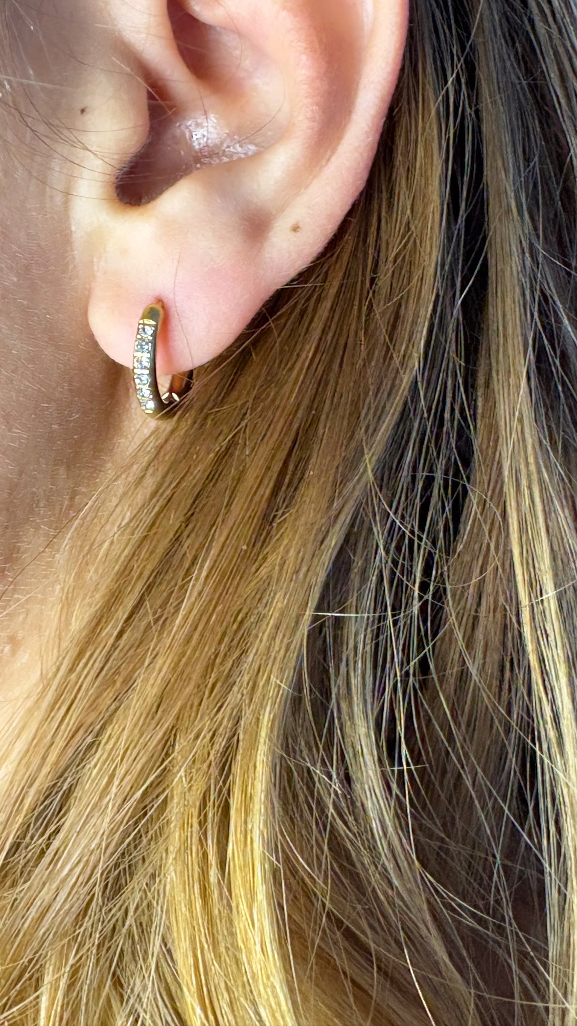 Boucles d’oreilles strass doré