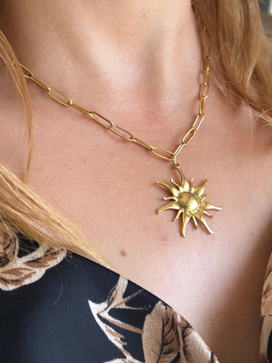 Collier rayon de soleil doré