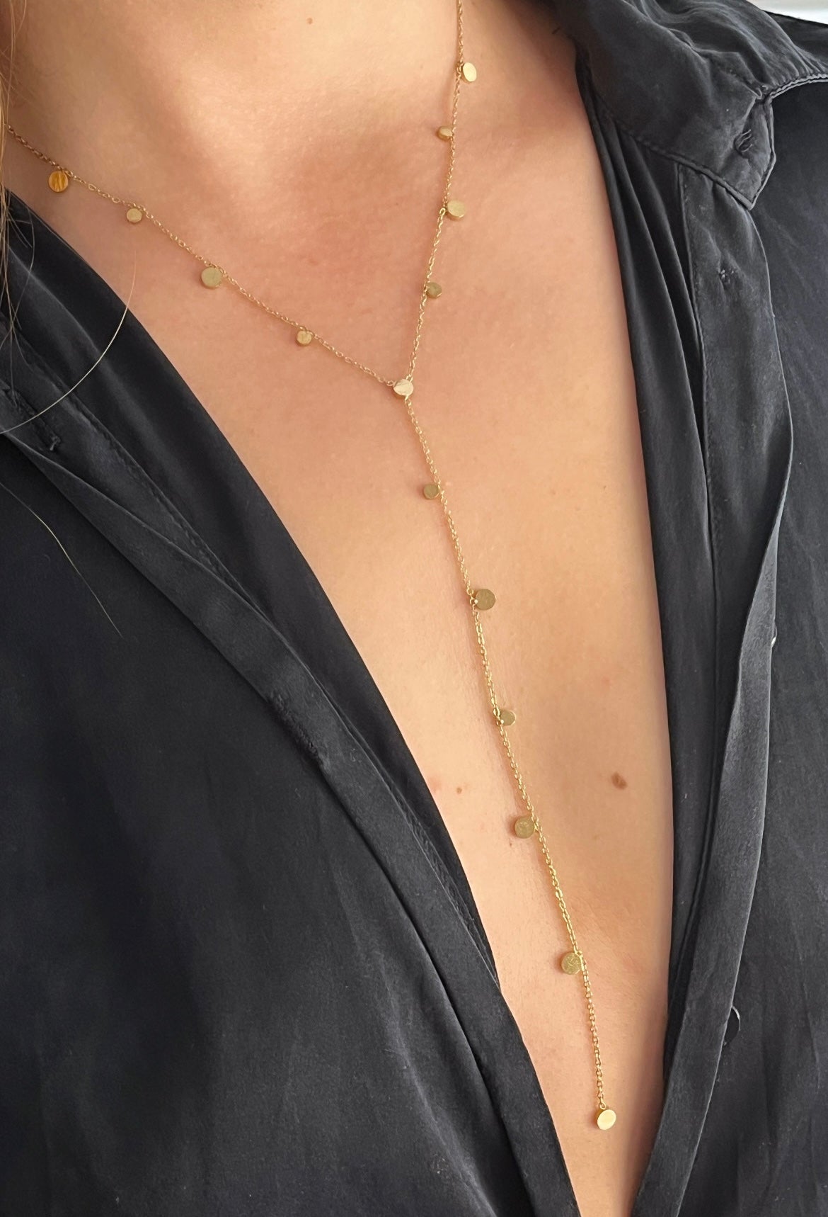 Collier sautoir motif rond doré