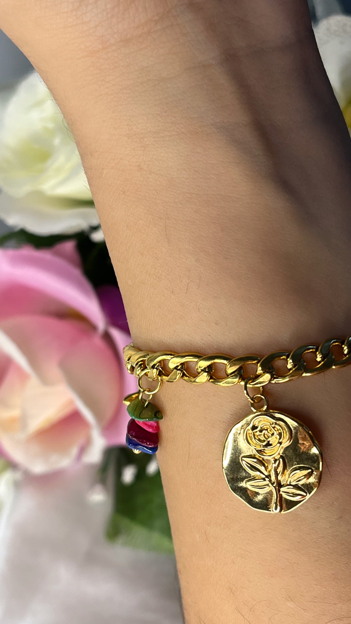 Bracelet fleur de naissance doré