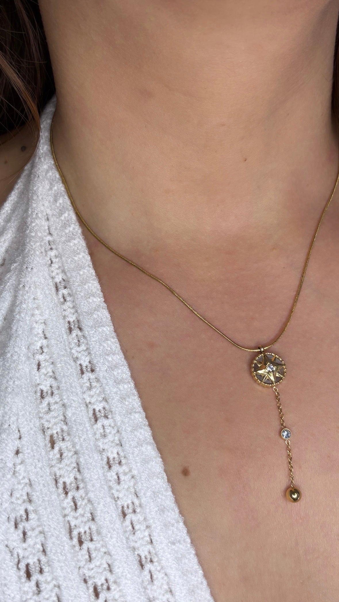 Collier étoile doré et strass
