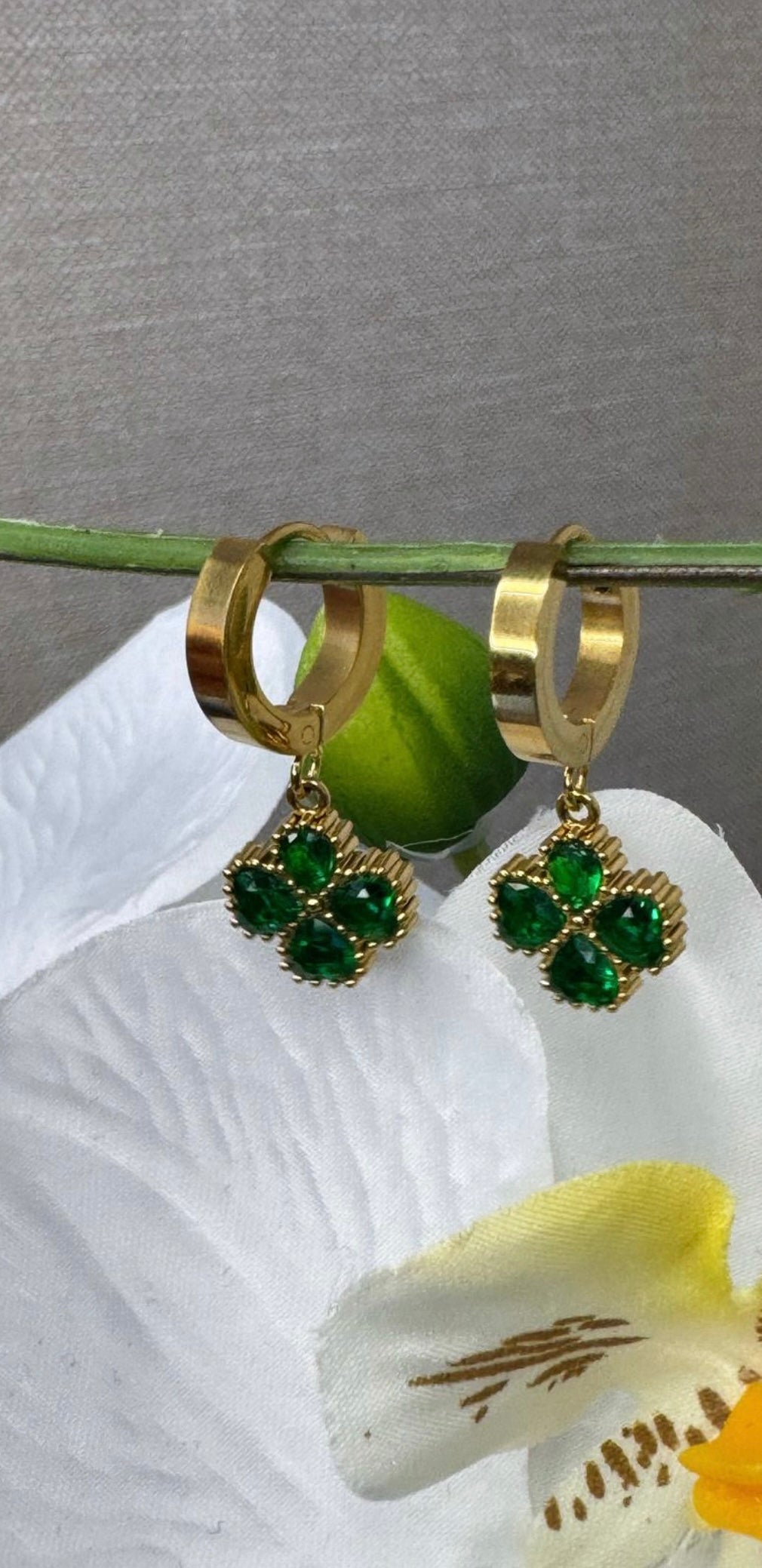 Boucles d’oreille ariel doré