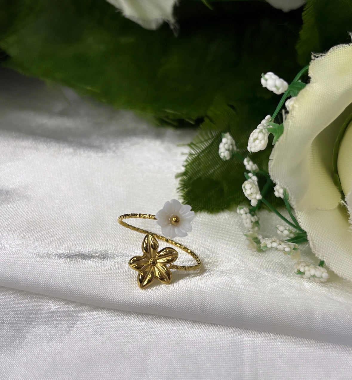Bague fleur doré