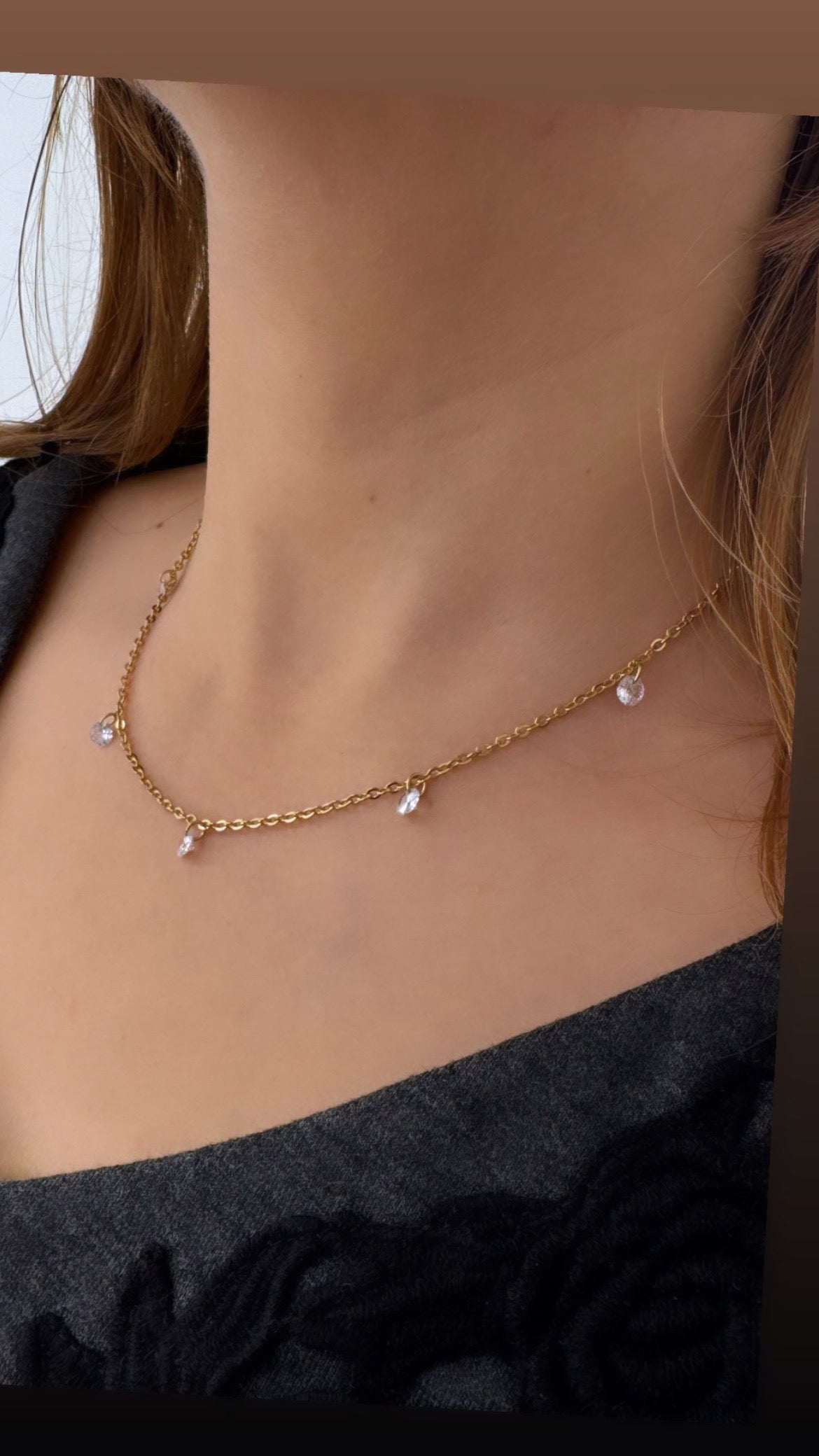 Collier ras de cou doré
