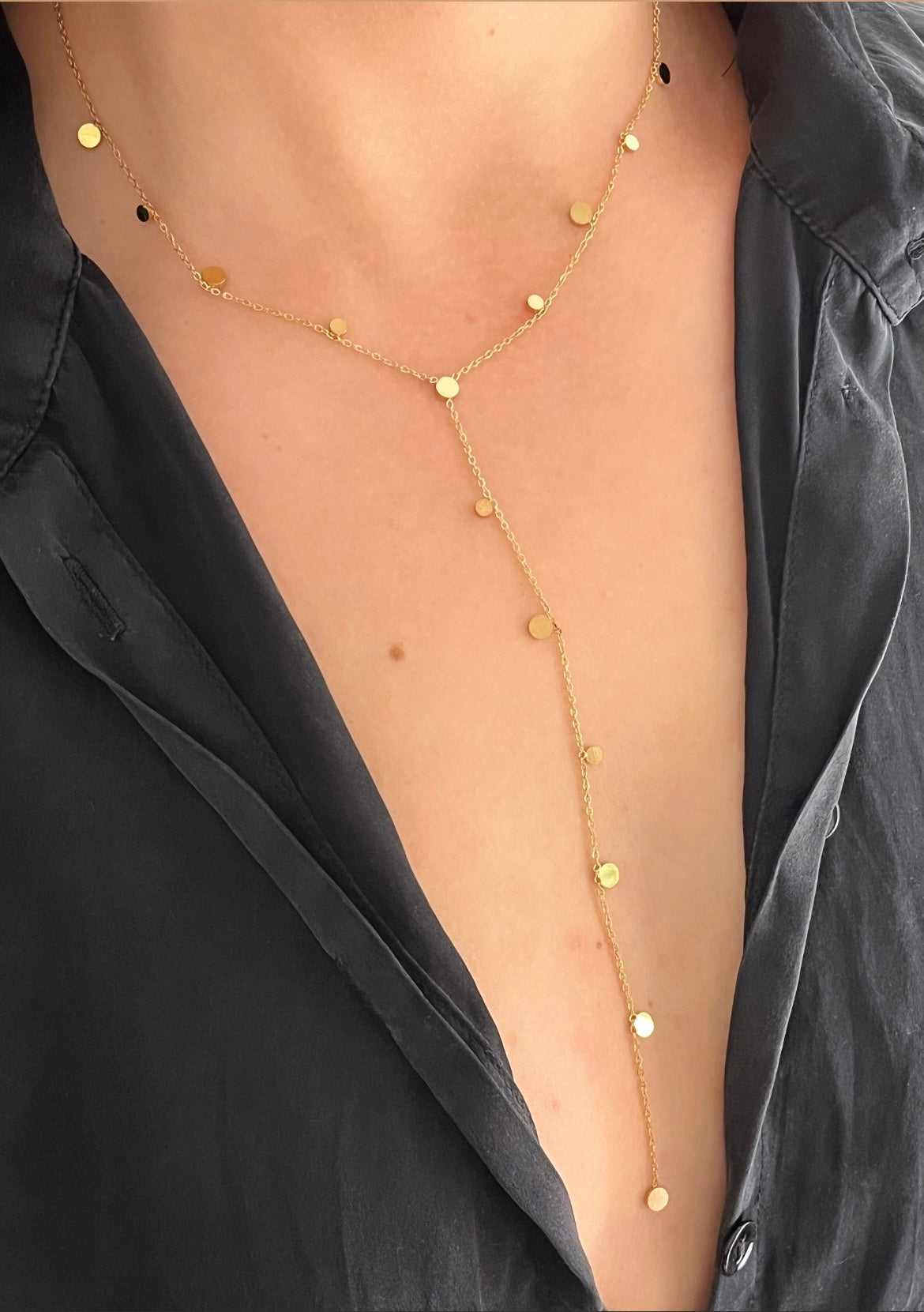 Collier sautoir motif rond doré