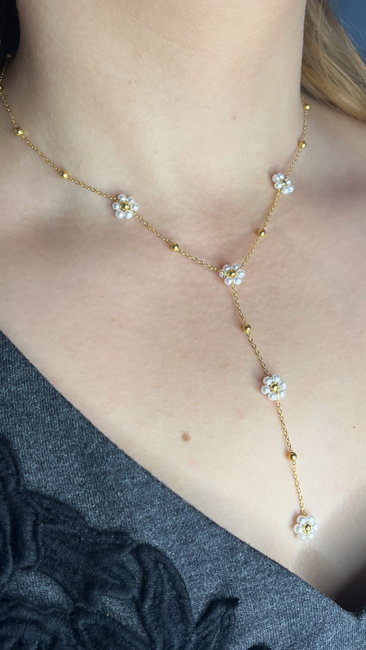 Sautoir fleur doré