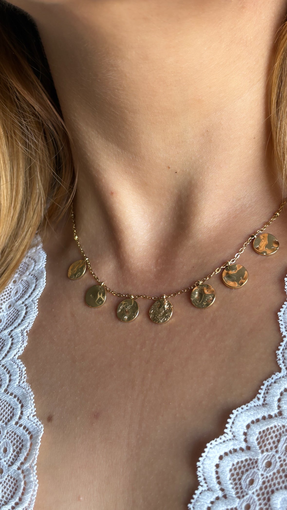 Collier breloque rond