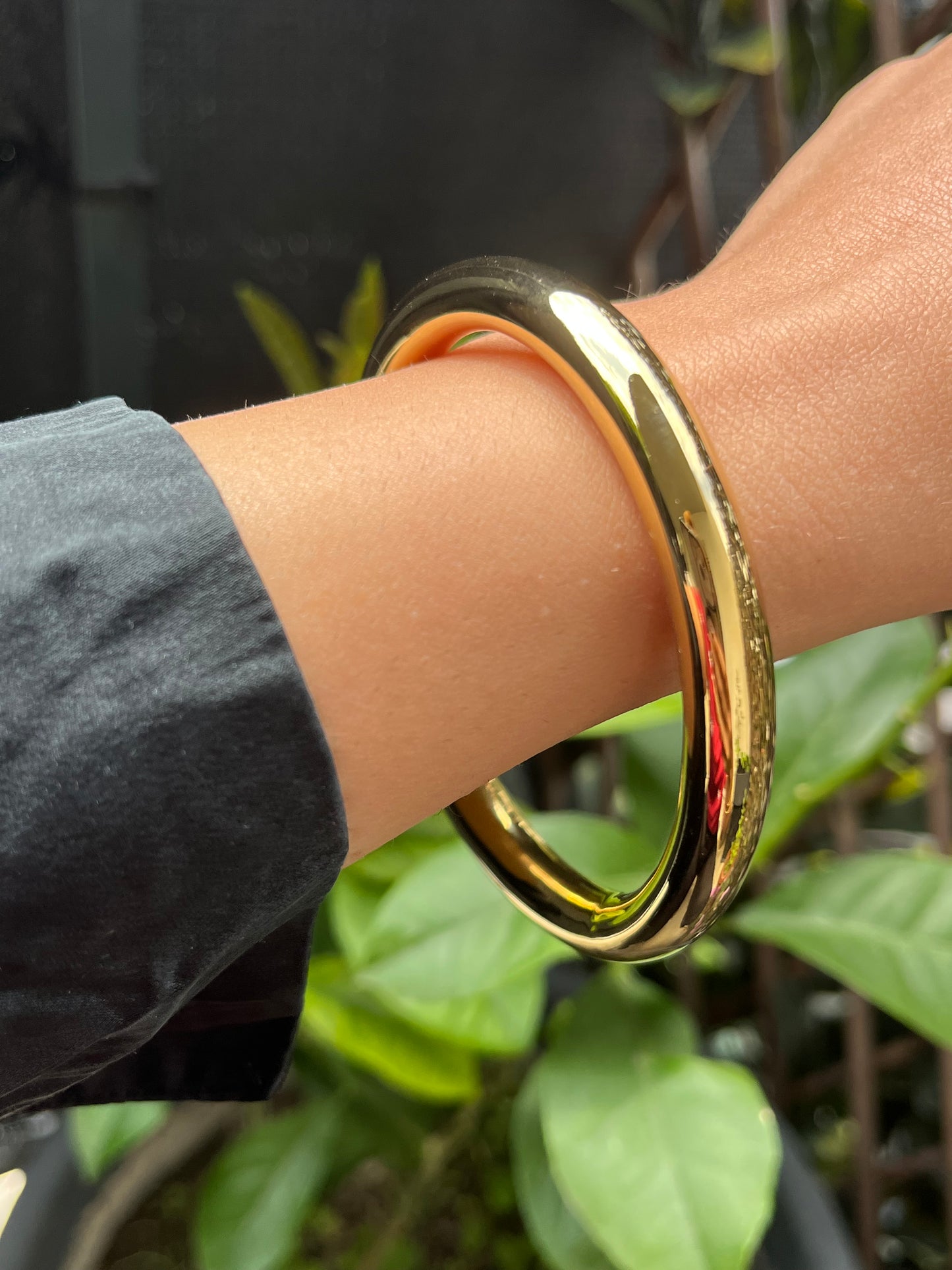 Bracelet épais type jonc doré
