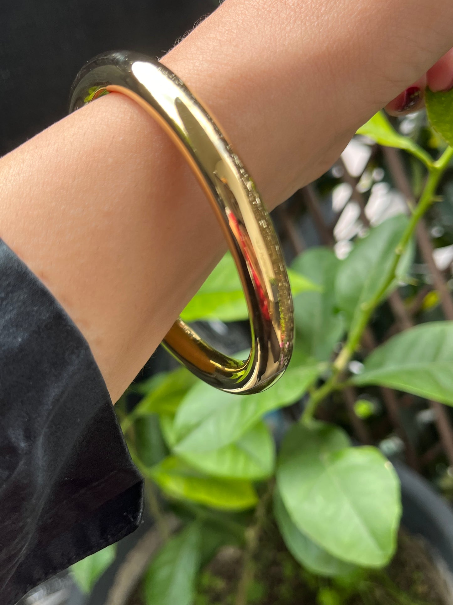 Bracelet épais type jonc doré
