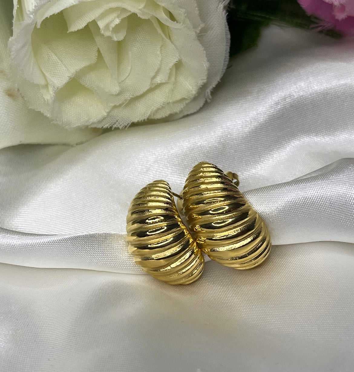 Boucles d’oreilles coquillage doré