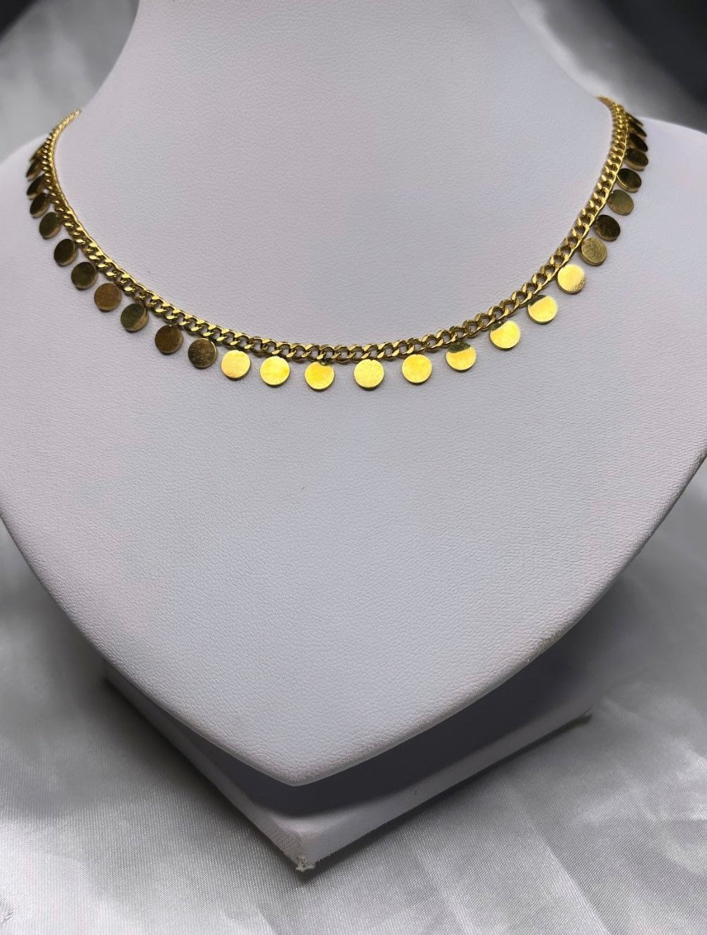 Collier à pampilles doré