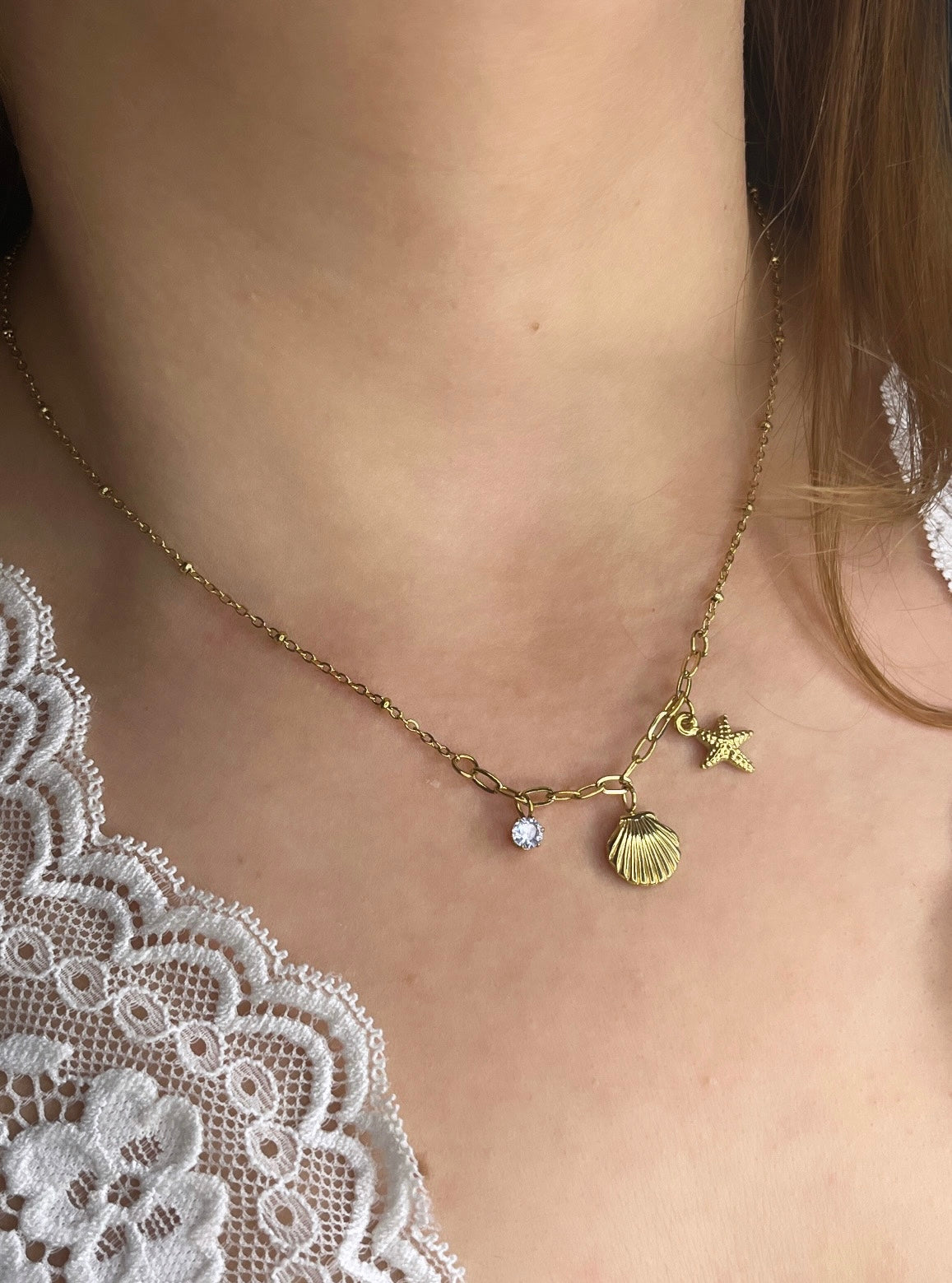 Collier breloque mer doré