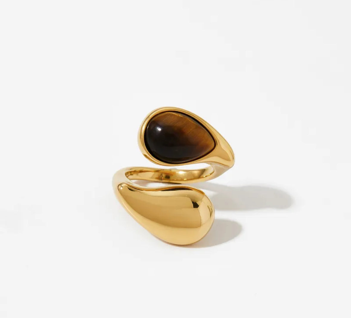 Bague perle marron doré