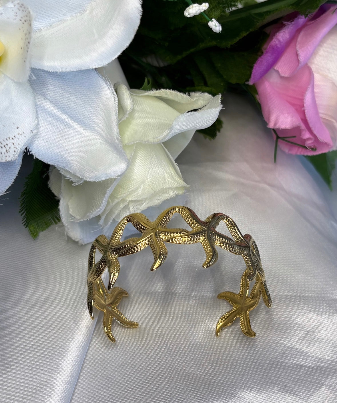 Bracelet jonc étoile de mer doré