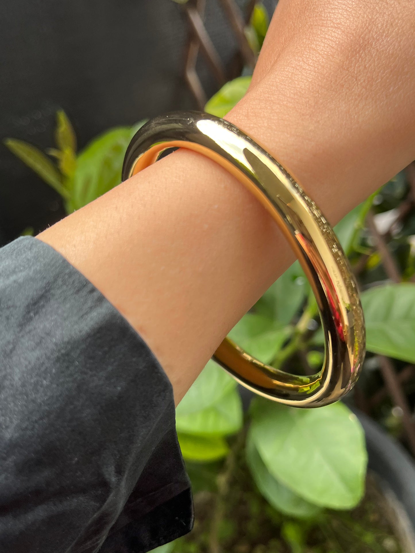 Bracelet épais type jonc doré