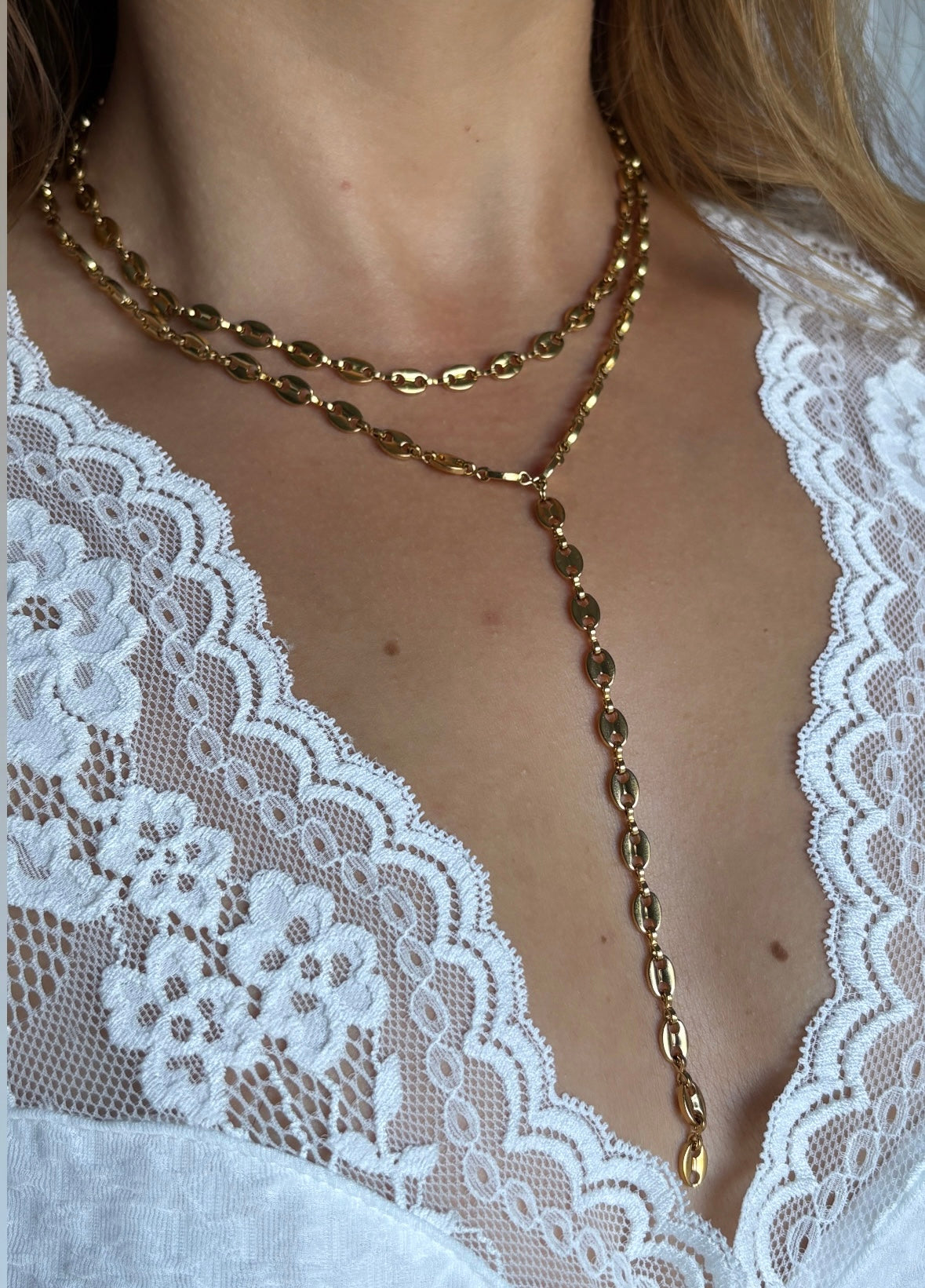 Collier graine de café doré