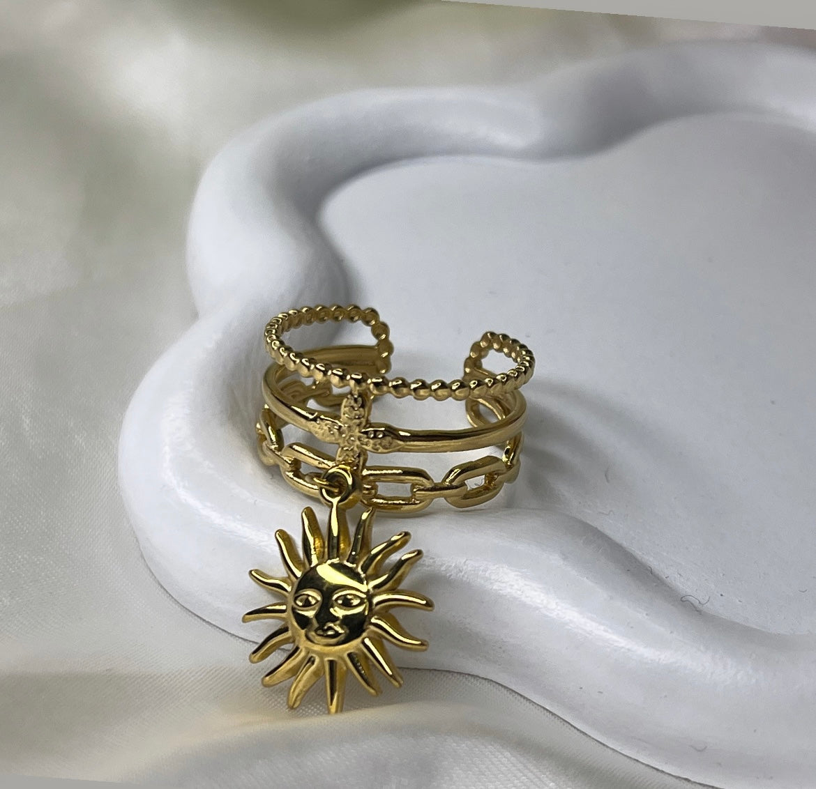 Bague breloque soleil doré