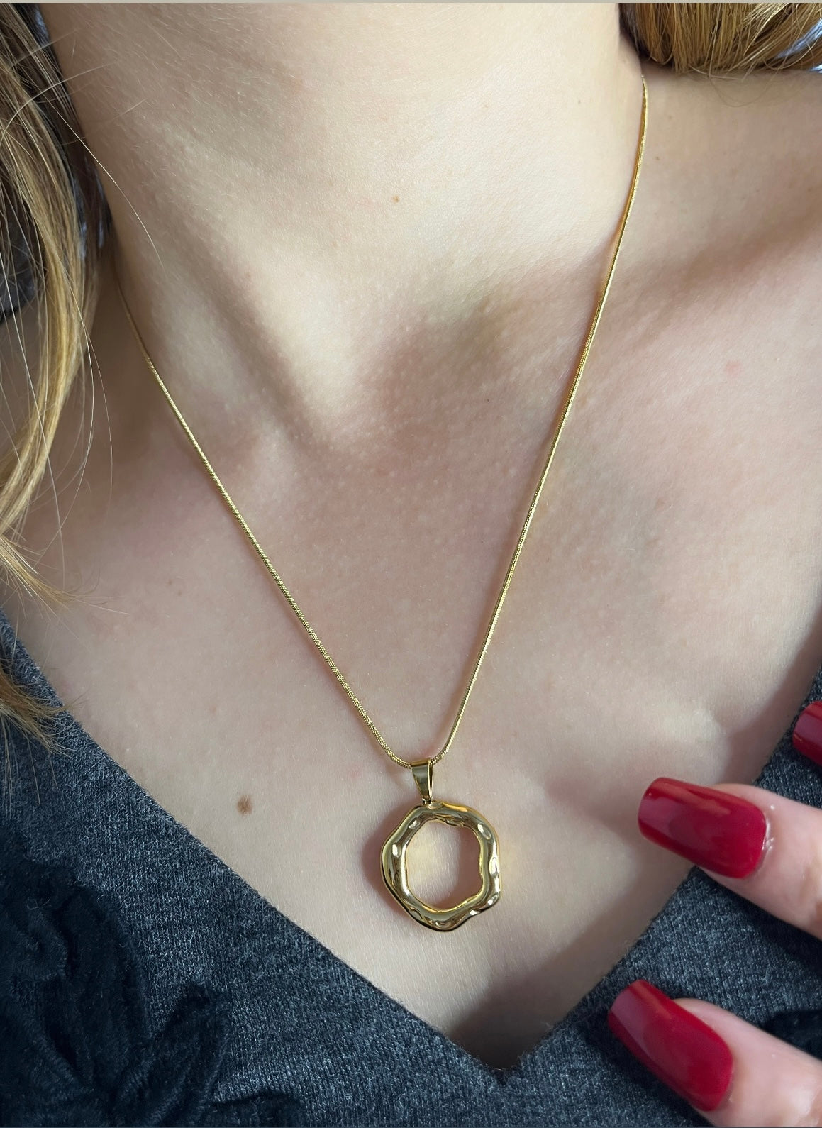 Collier motif rond doré