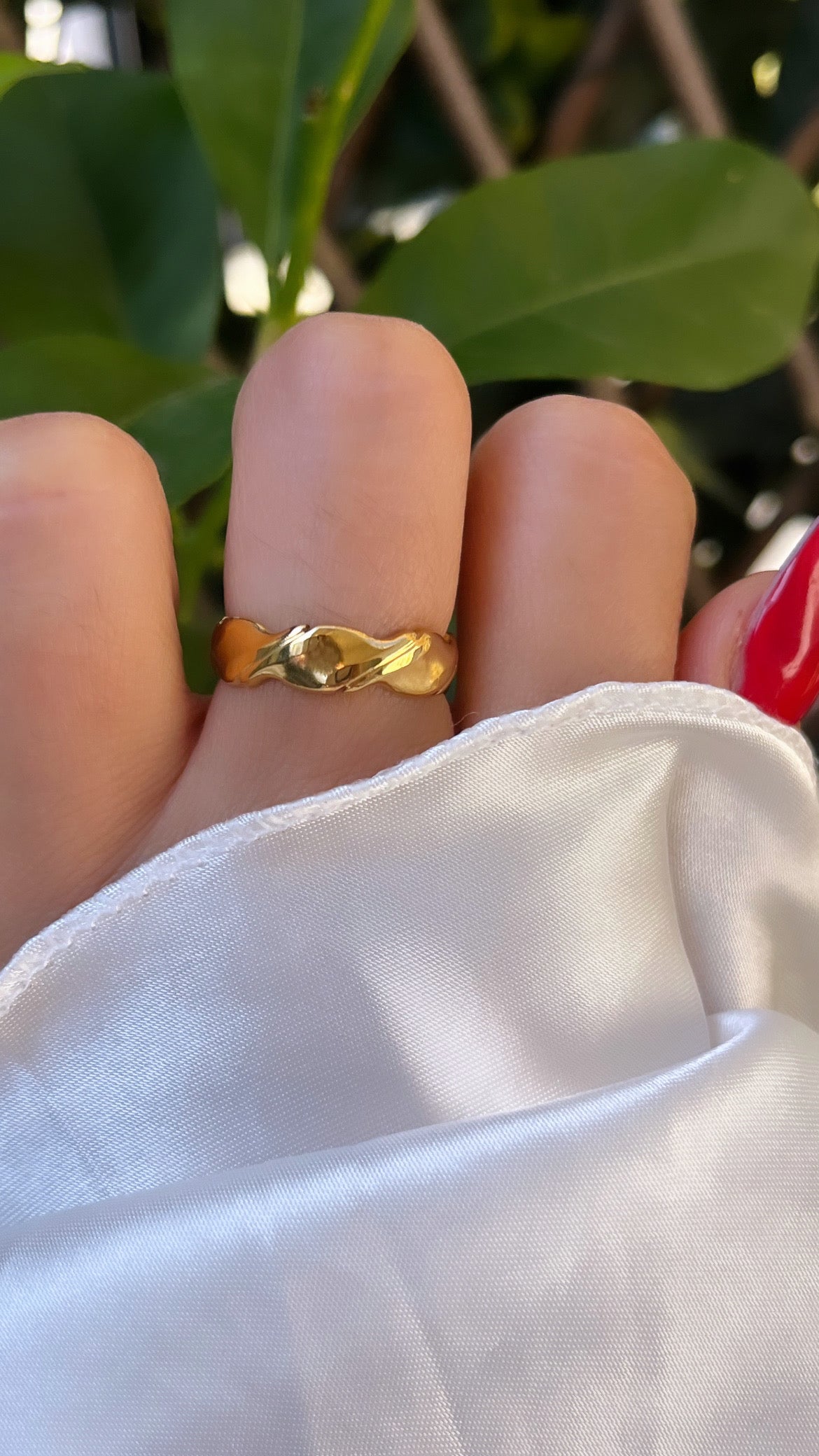 Bague irrégulière doré