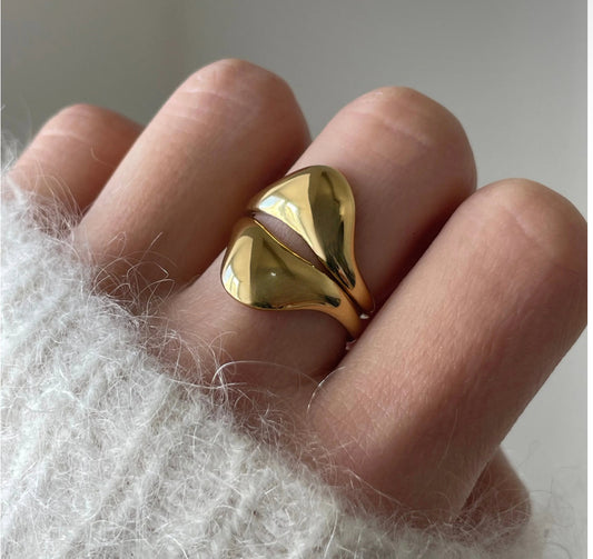 Bague motif doré