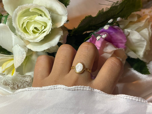 Bague perle blanche minimaliste