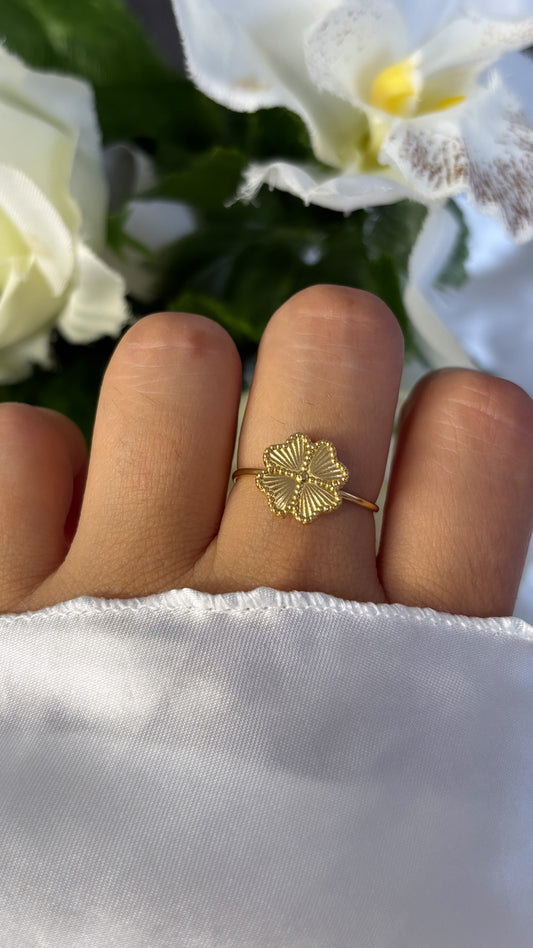 Bague trèfle doré