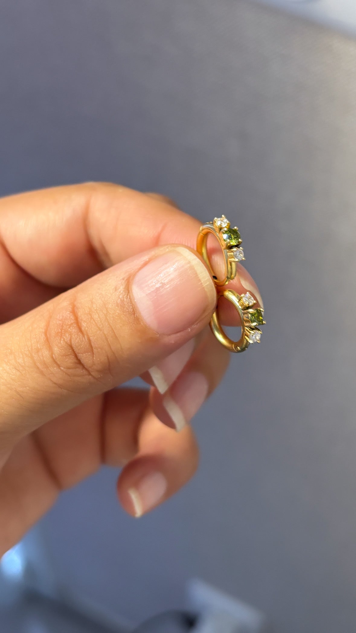Boucles d’oreilles strass vert