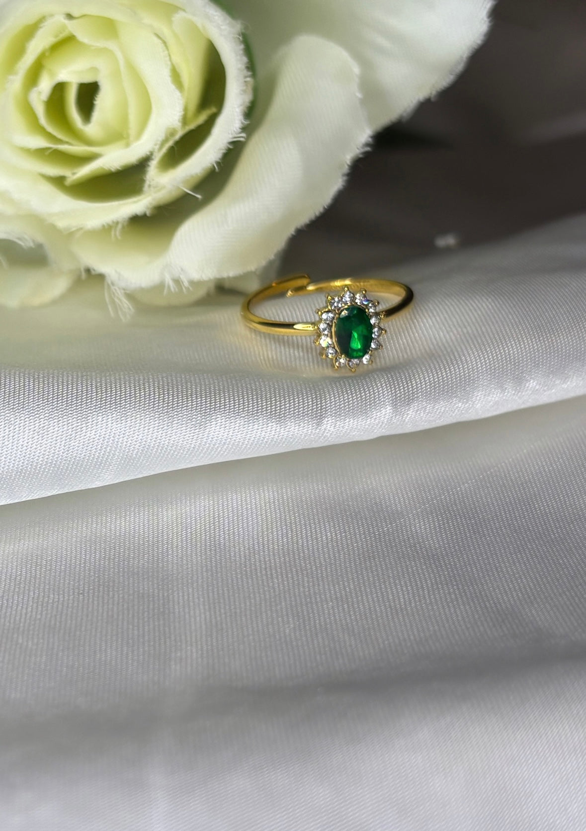 Bague doré ajustable