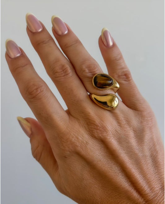 Bague perle marron doré