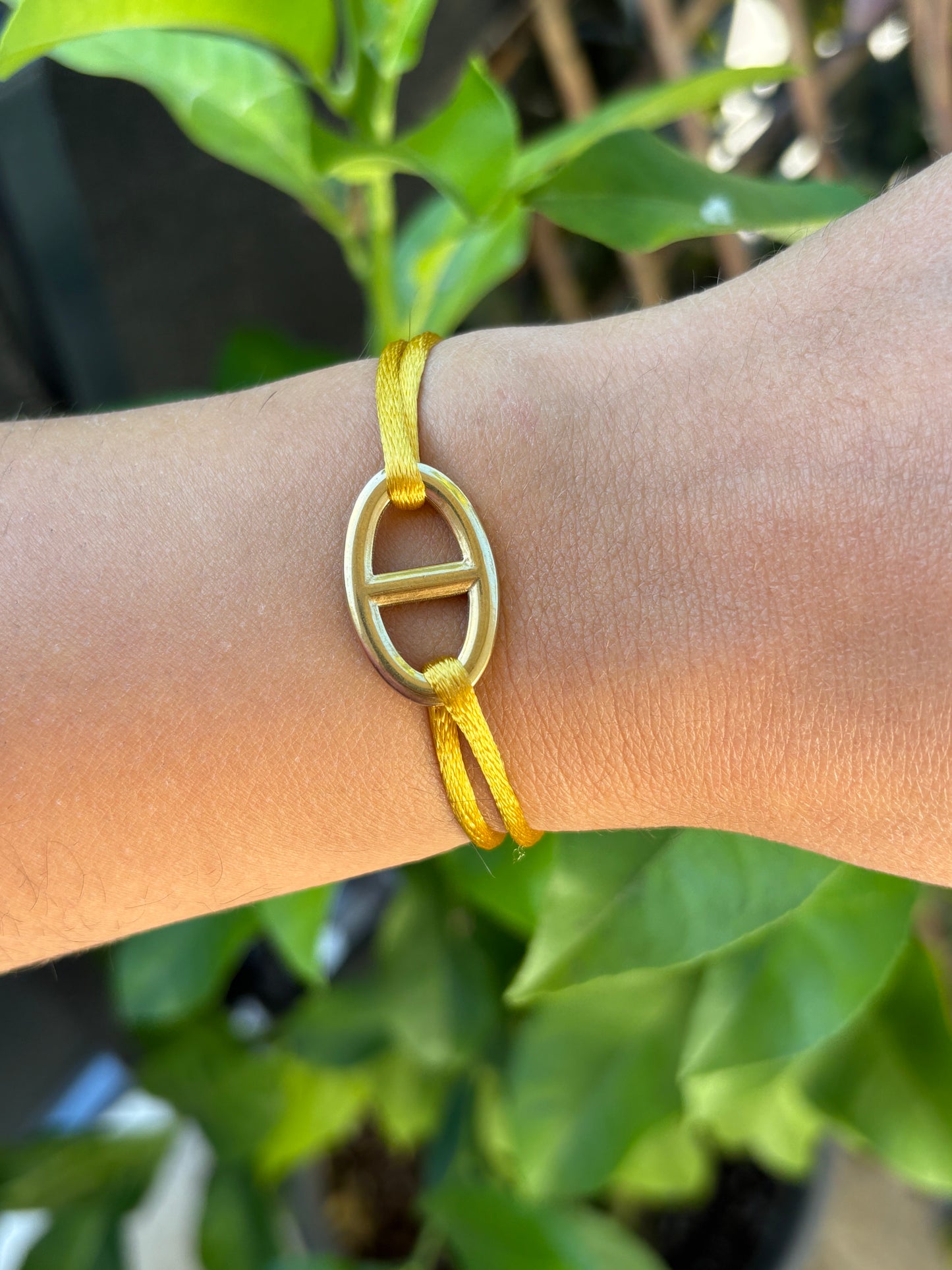 Bracelet cordon doré