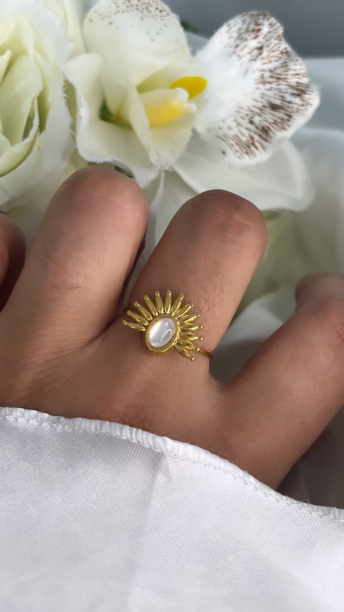 Bague soleil nacré doré