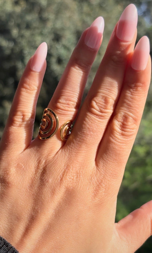 Bague motif géométrique