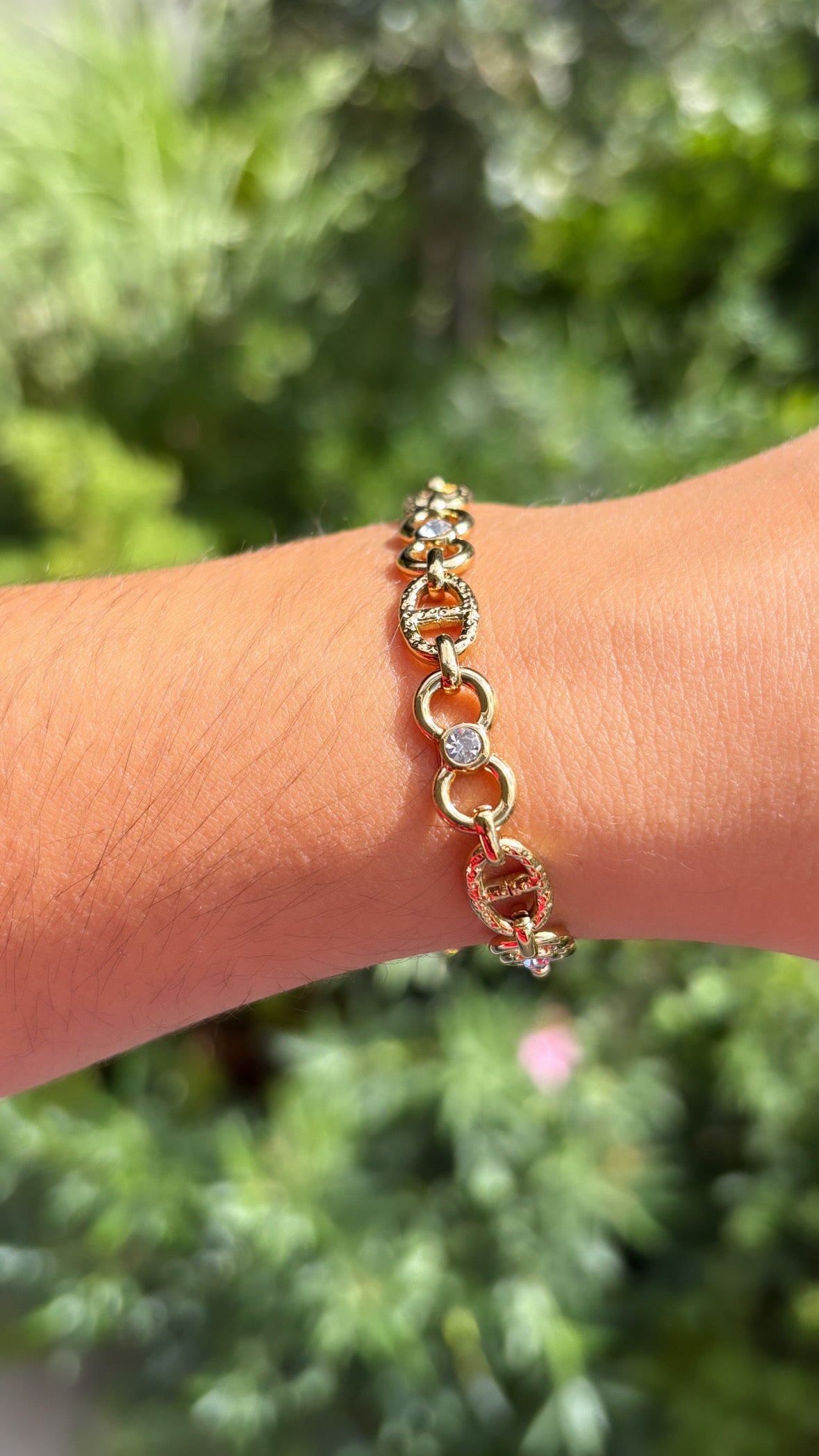 Bracelet maille marine et strass doré