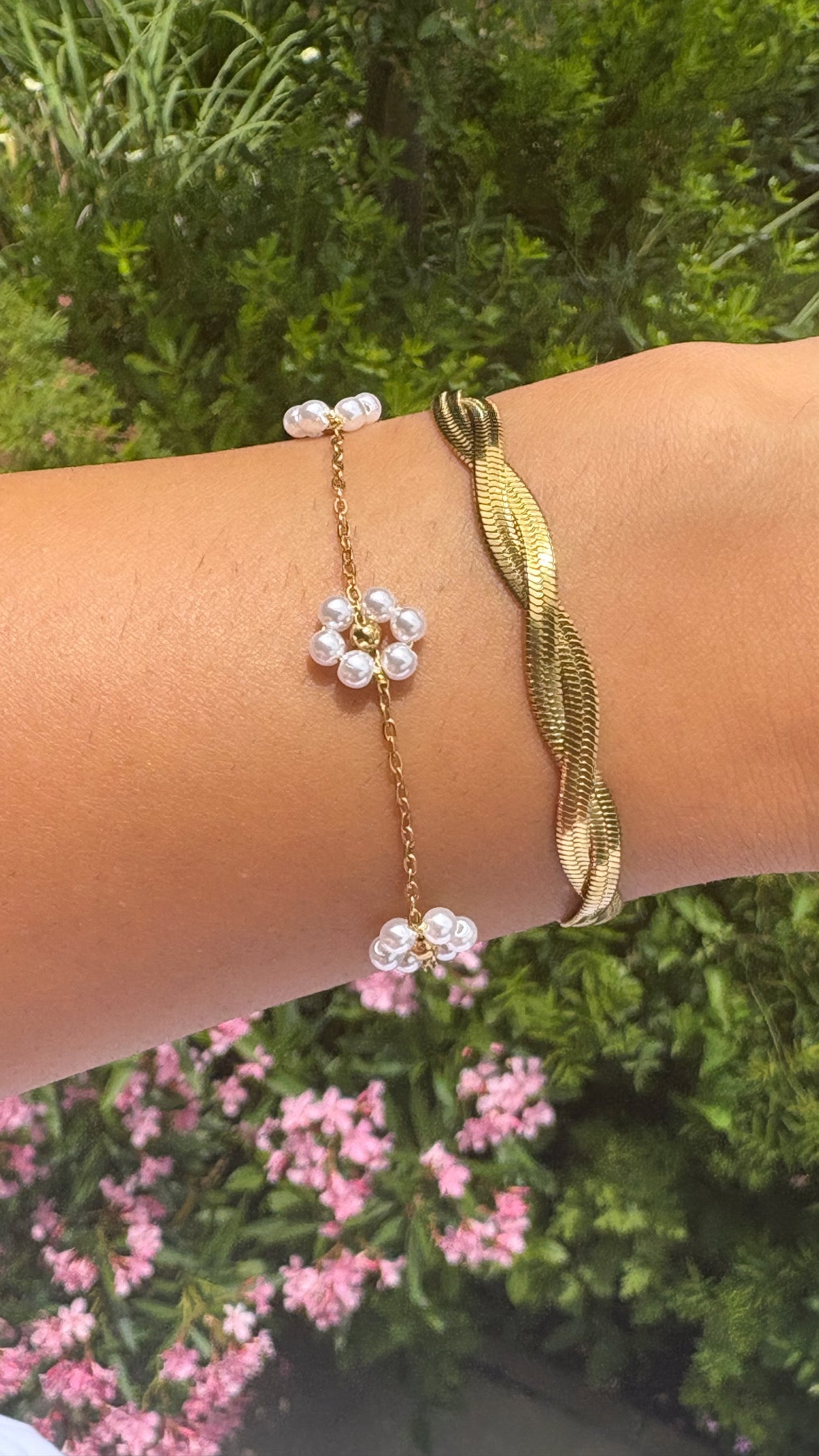 Bracelet fleur blanche doré