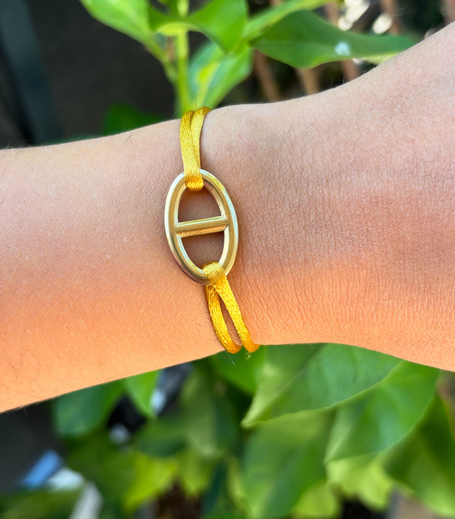 Bracelet cordon doré