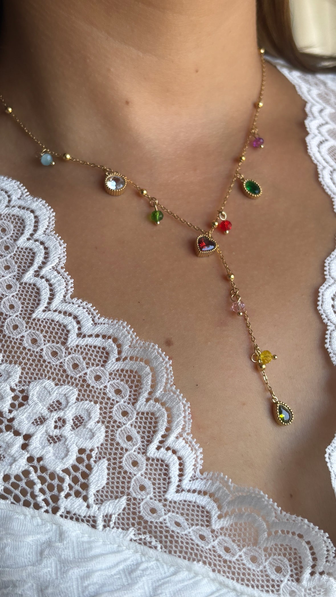 Collier multicolore doré ajustable