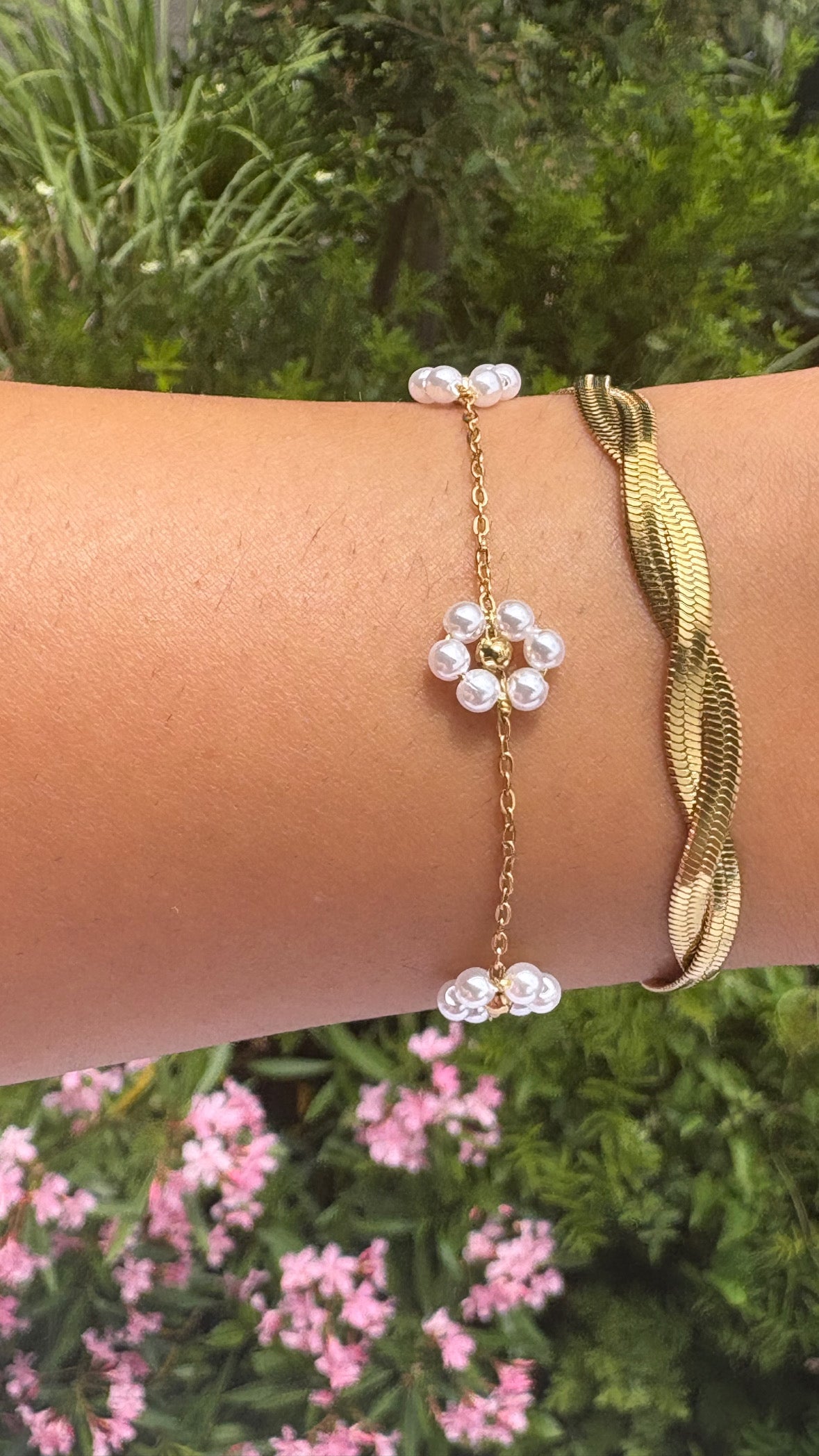 Bracelet fleur blanche doré