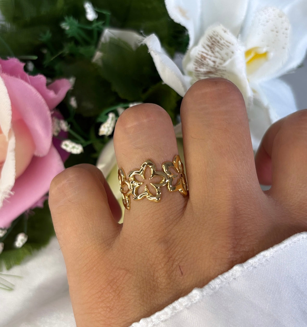 Bague mini fleur doré