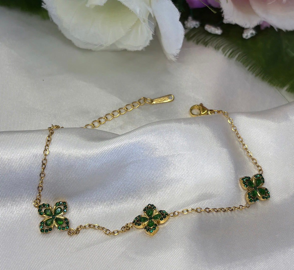 Bracelet trèfle doré