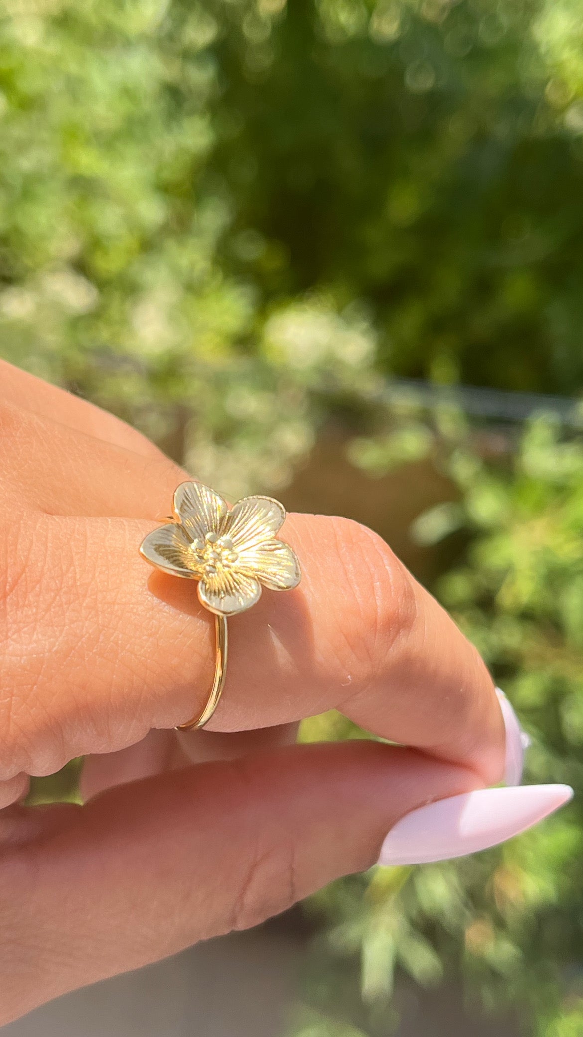 Bague fleur doré