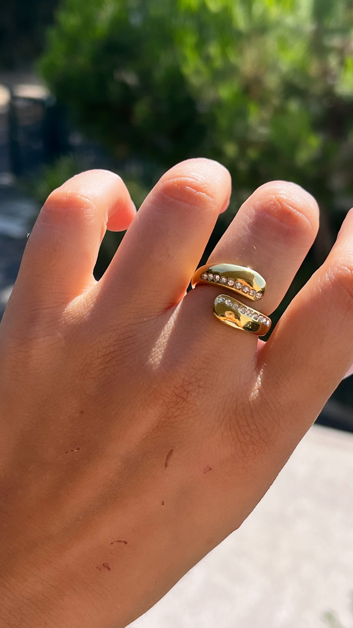 Bague couleur doré et strass