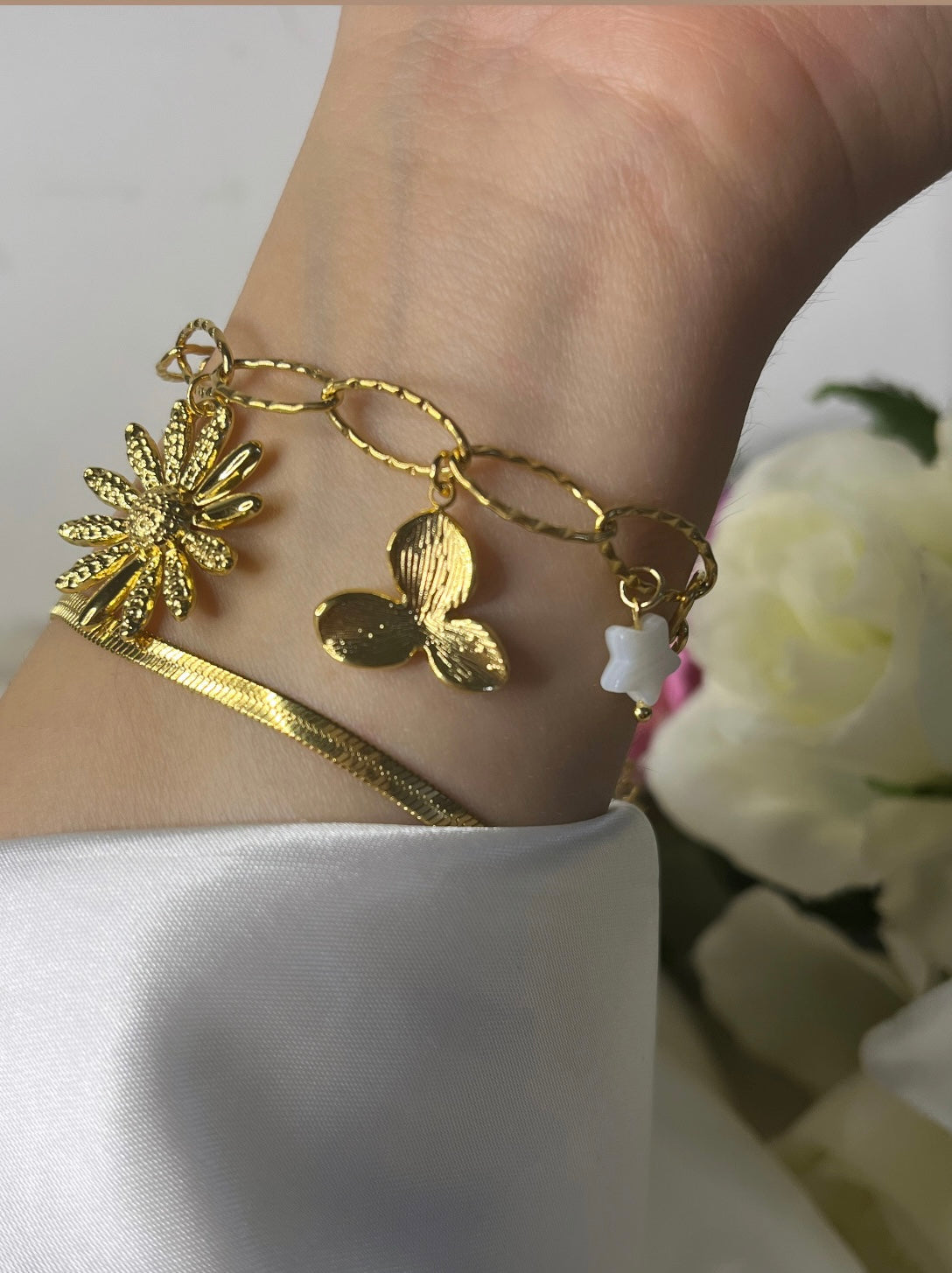 Bracelet breloque doré