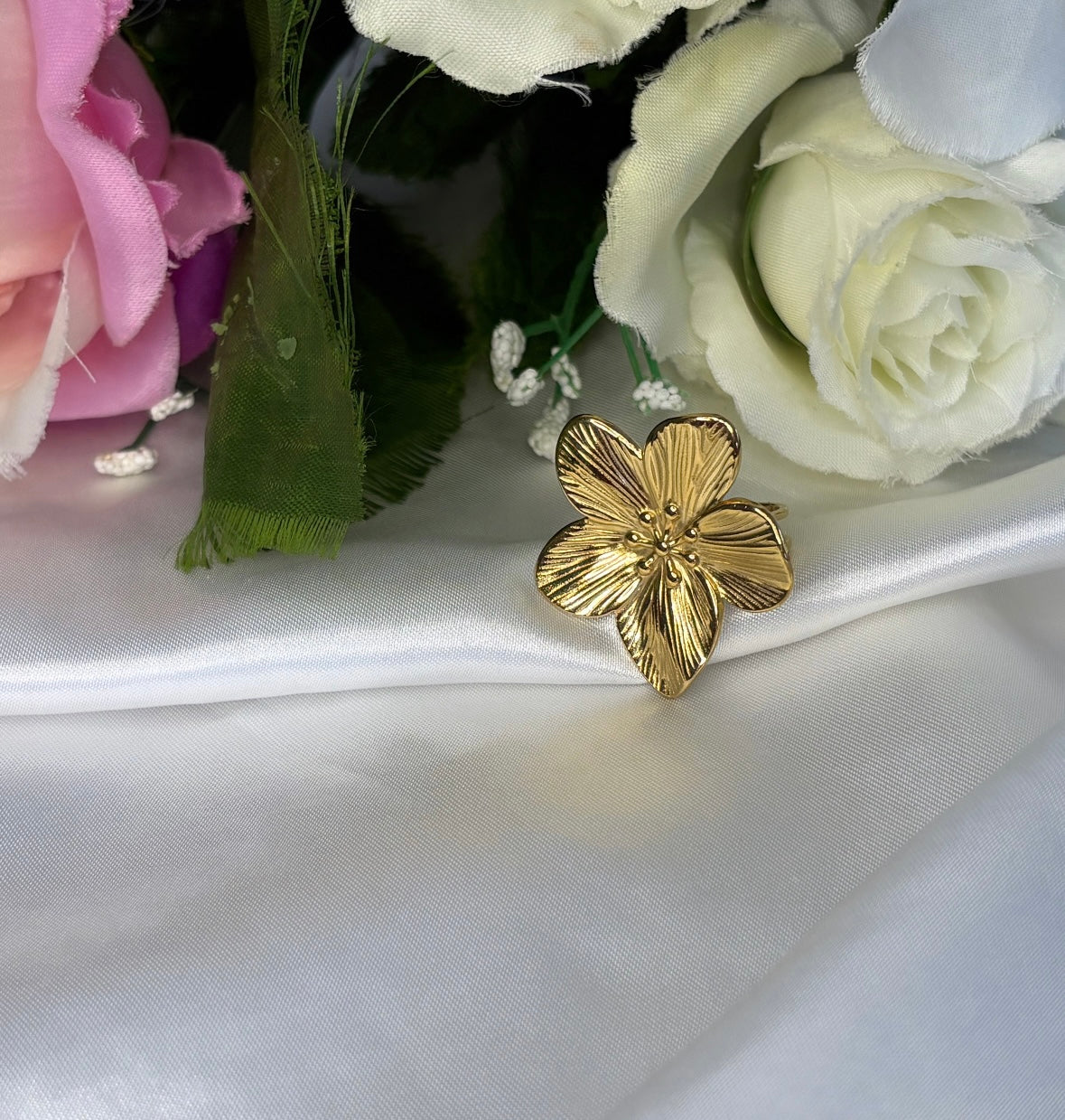 Bague fleur doré