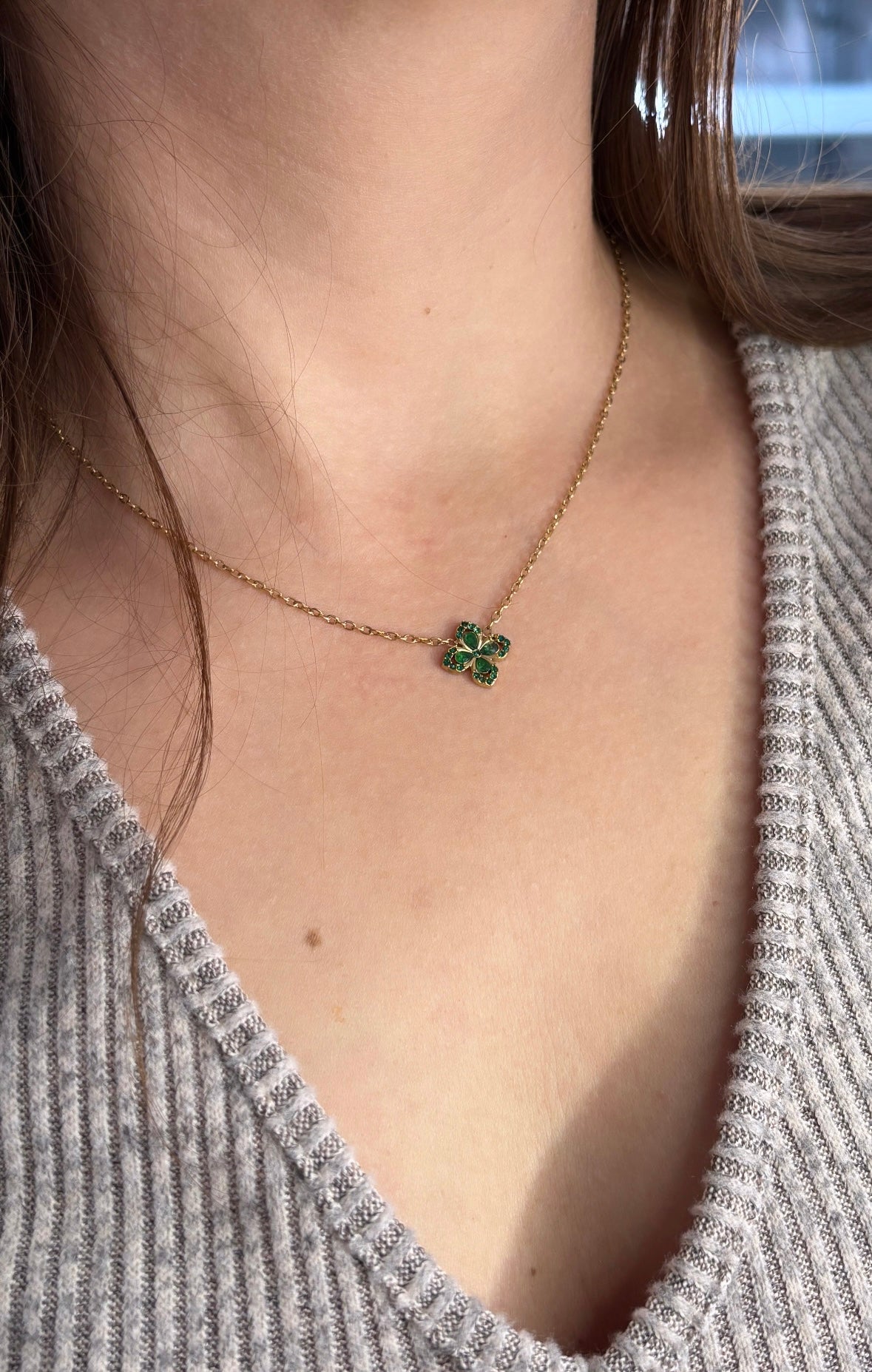 Collier trèfle doré