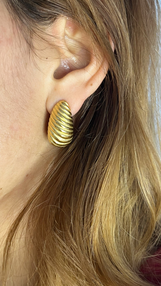 Boucles d’oreilles coquillage doré