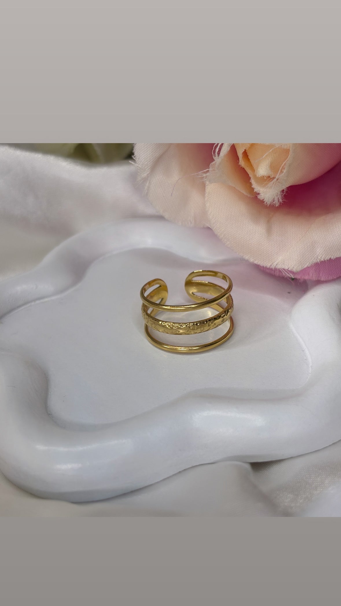 Bague tripe d’or